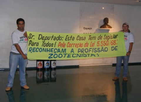Zootecnistas e estudantes apoiam o PL 2824/2008
