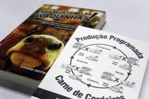 Livros sobre animais de produção são lançados no Zootecnia Brasil