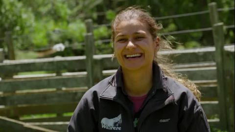 Trabalho de zootecnista brasileira é televisionado em canal de destaque da Nova Zelândia